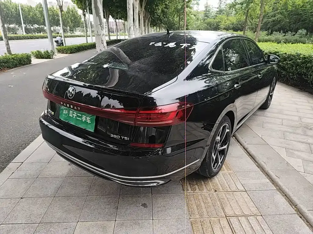 Volkswagen Passat — фото 7