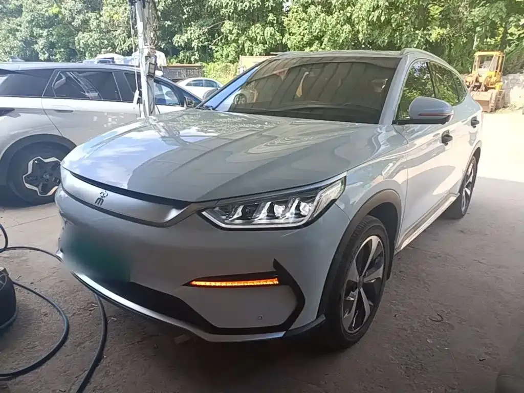 BYD PLUS New Energy — фото 4