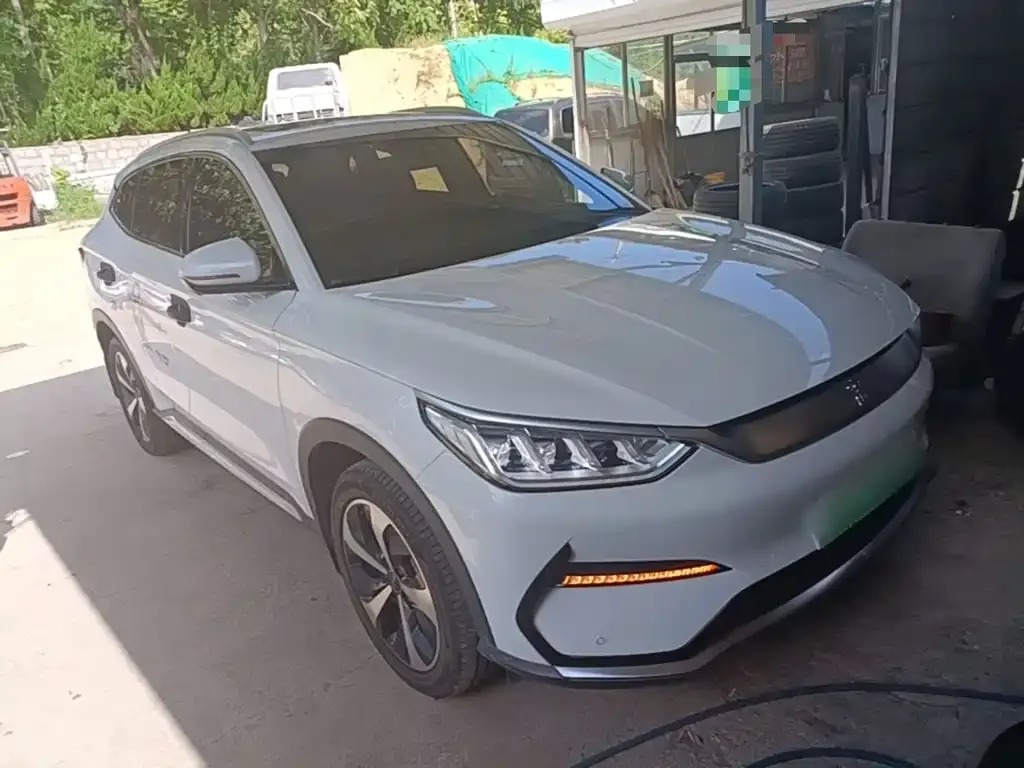 BYD PLUS New Energy — фото 10