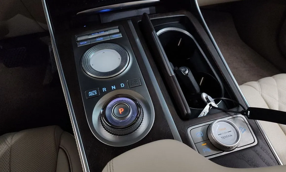 Genesis GV80 — фото 3
