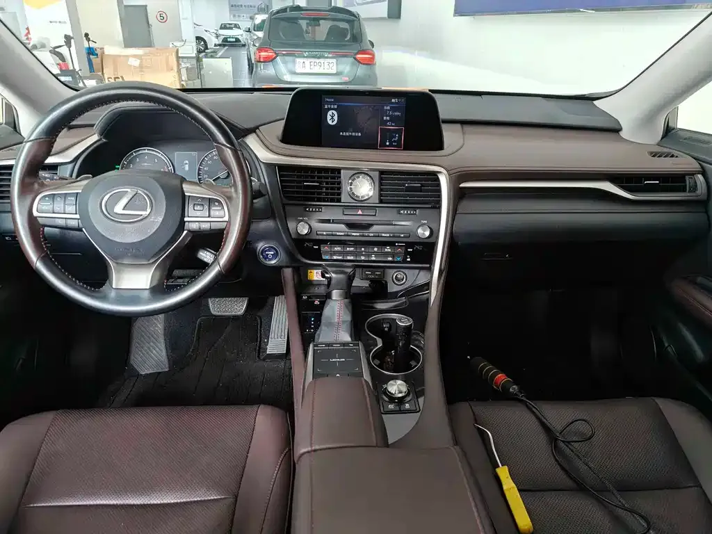 Lexus RX — фото 4