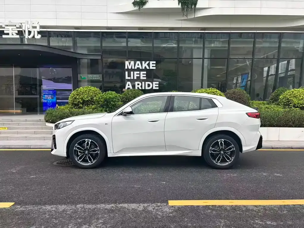 BMW X2 (Import) — фото 3