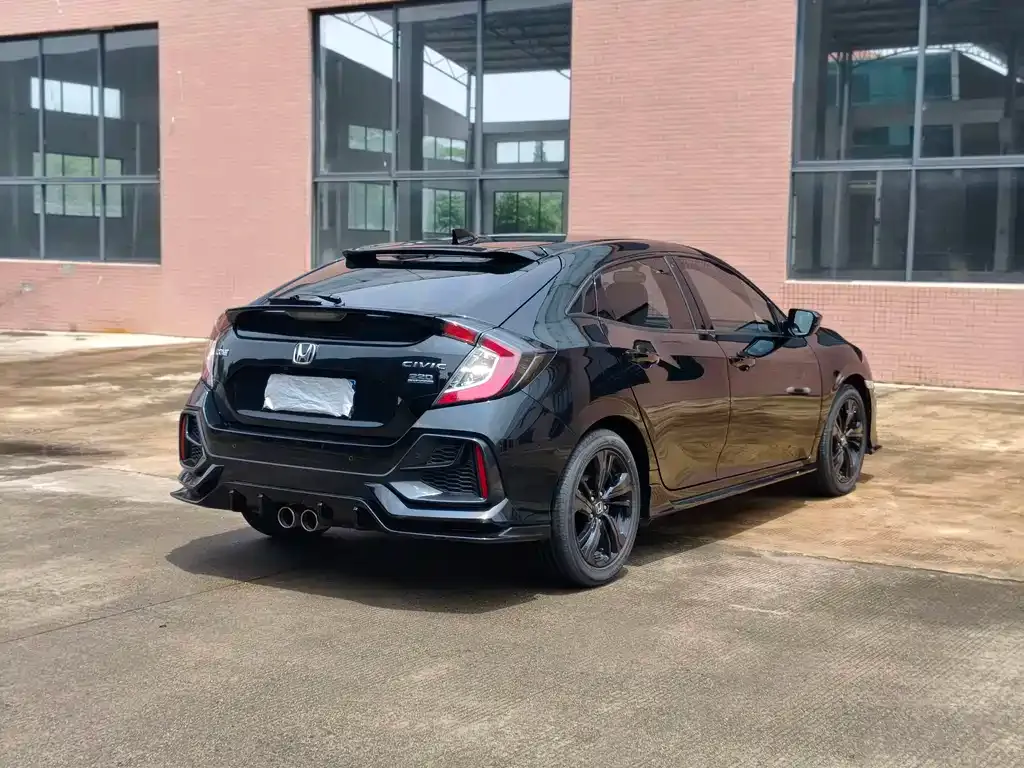 Honda Civic — фото 7