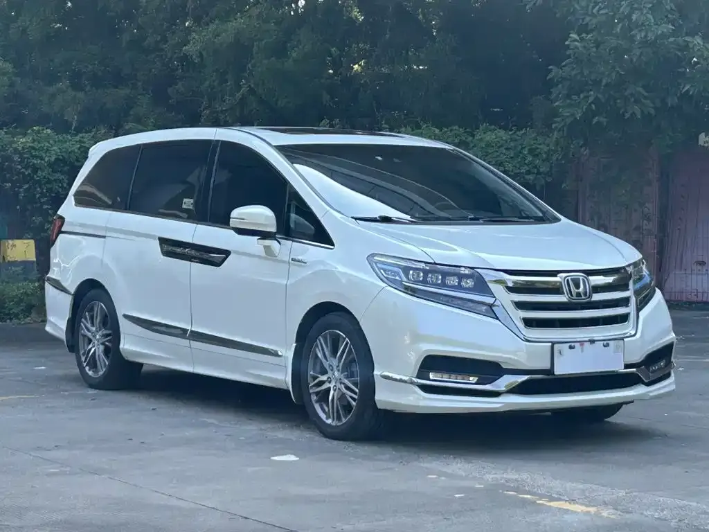 Honda Elysion — фото 4