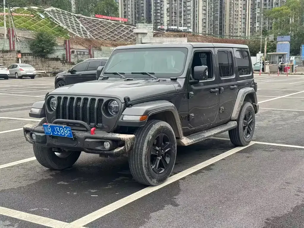 Jeep Wrangler — фото 1