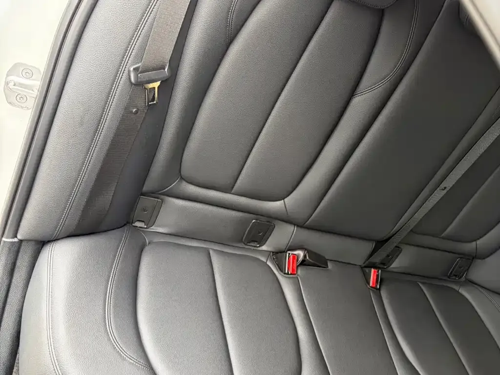 BMW 1 Series — фото 10