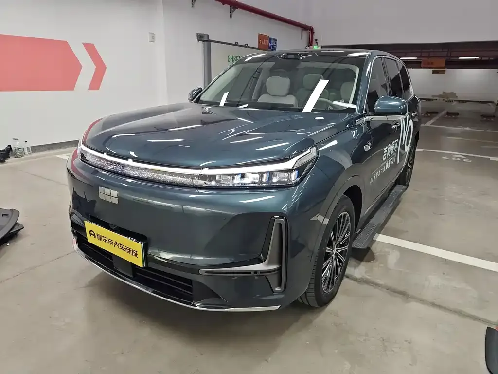 Geely Galaxy M9 — фото 1