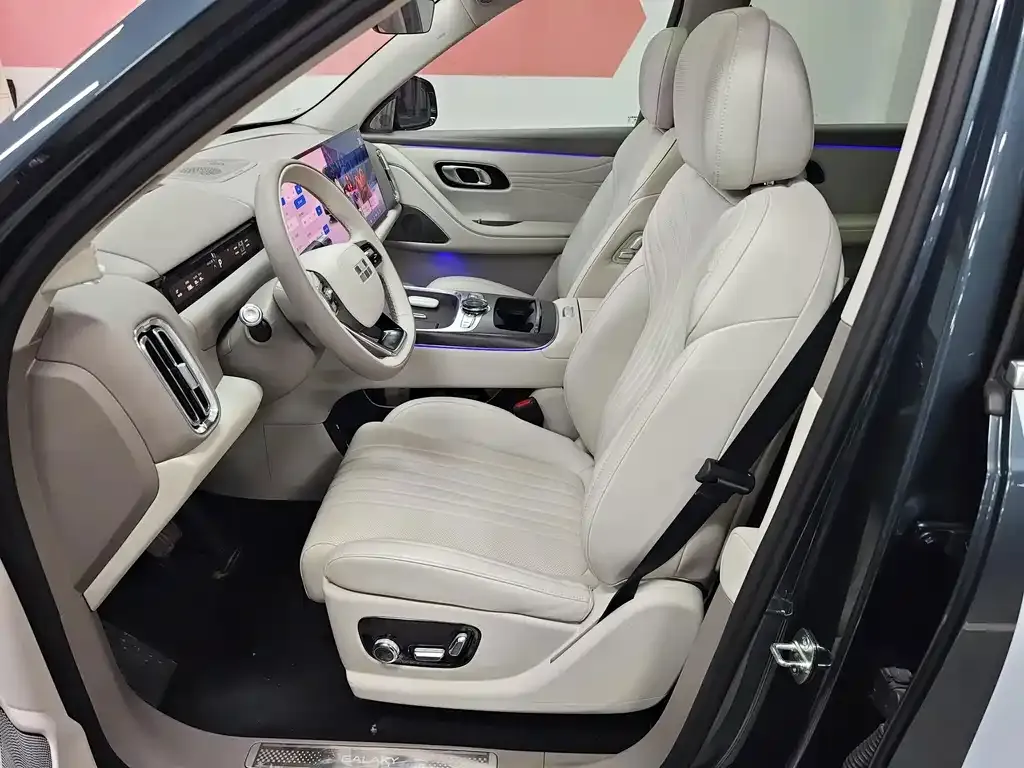 Geely Galaxy M9 — фото 10