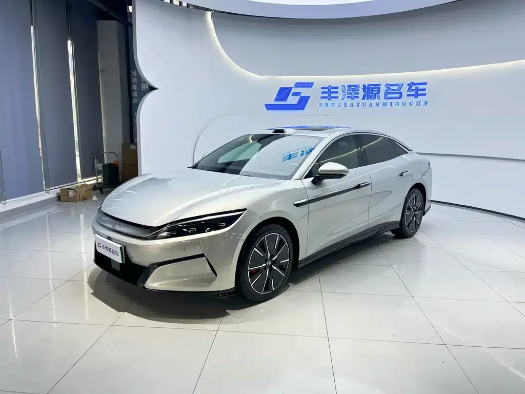 BYD Han L — фото 1