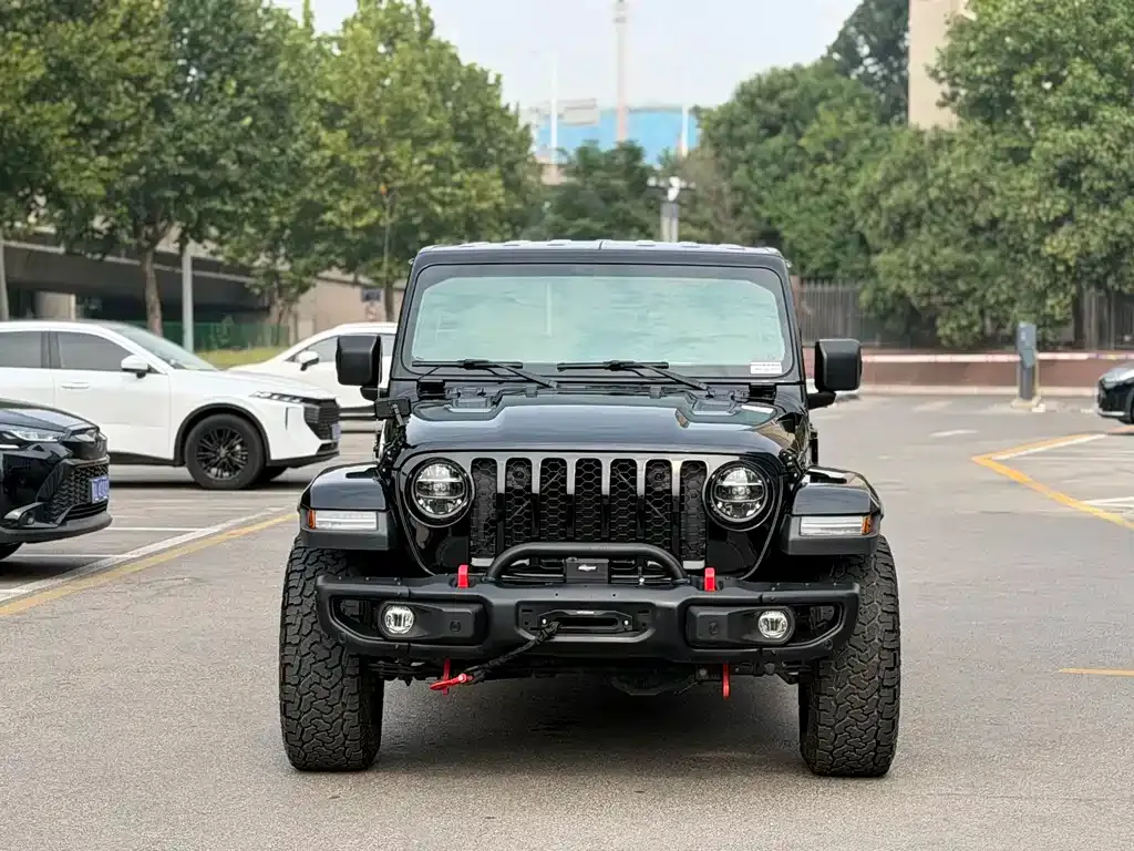 Jeep Gladiator — фото 9