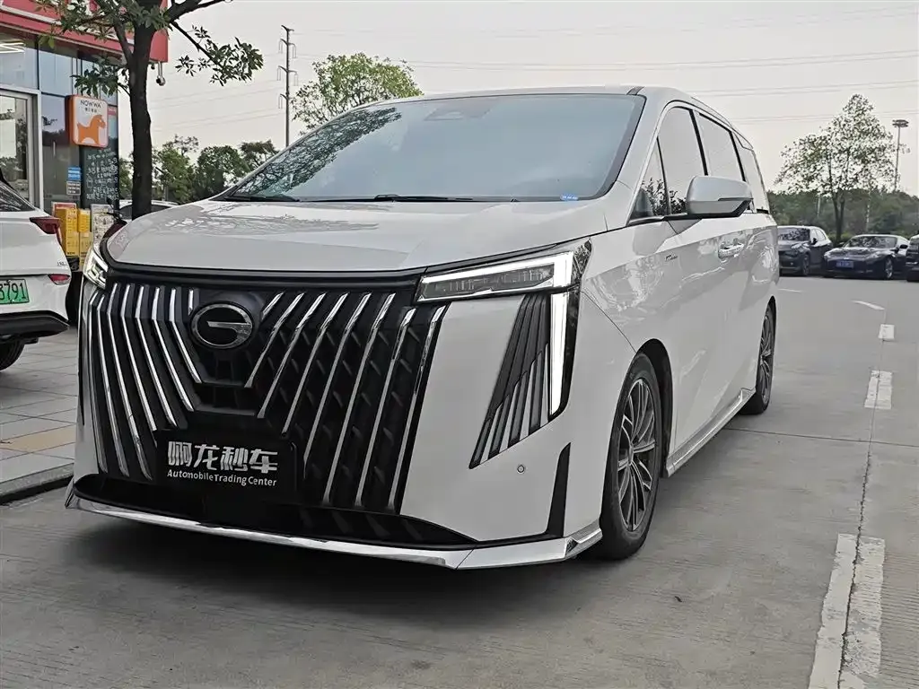 GAC Motor Trumpchi M8 — фото 1