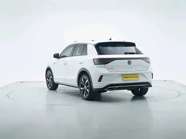 Volkswagen T-Roc — фото 7