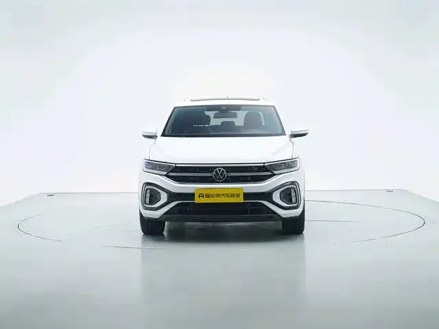 Volkswagen T-Roc — фото 2