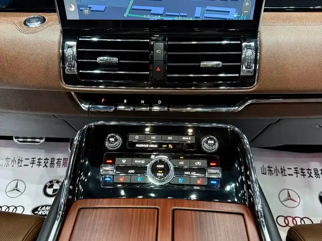 Lincoln Navigator — фото 4