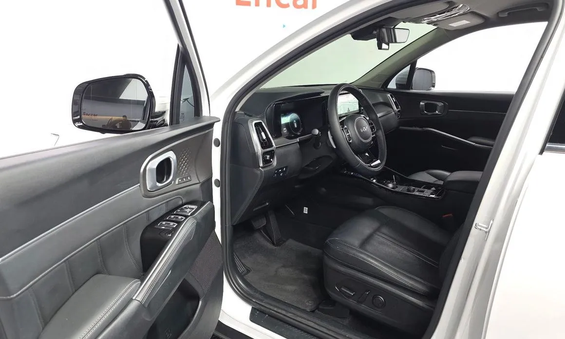 Kia Sorento — фото 9