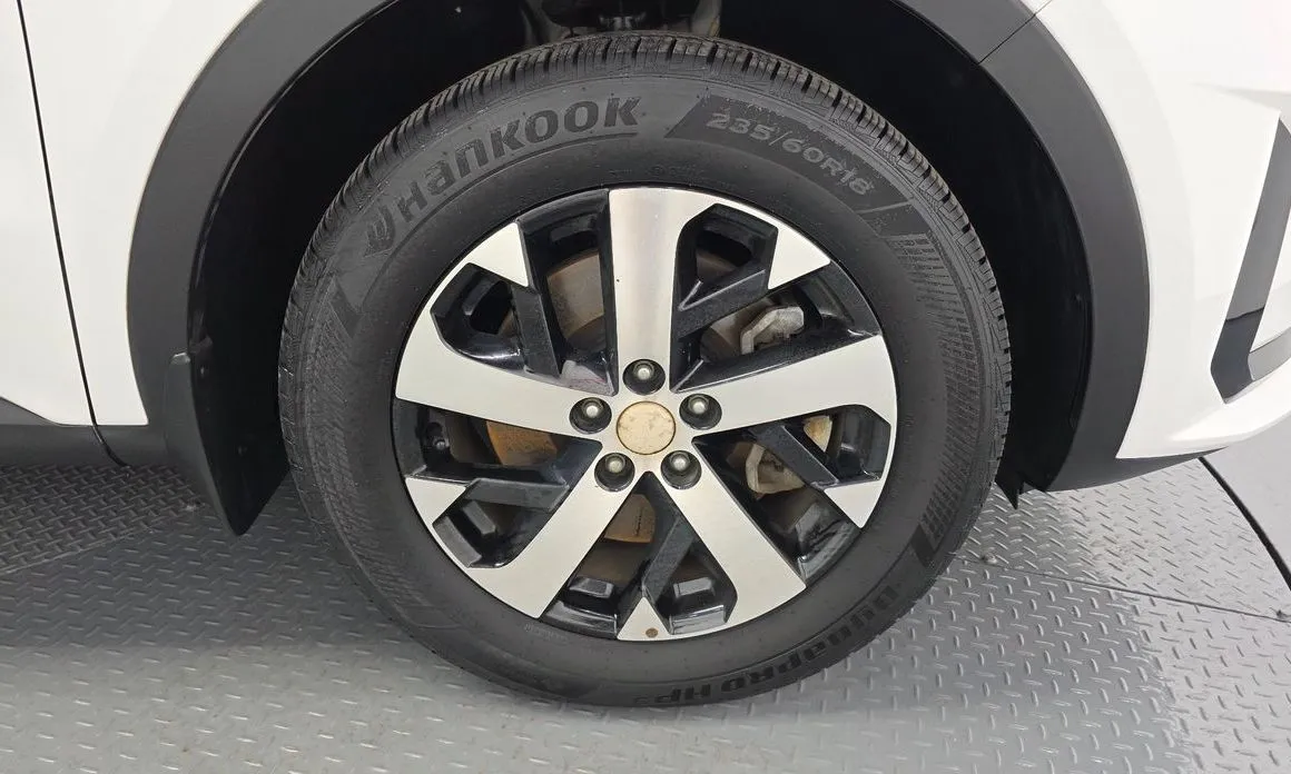 Kia Sorento — фото 6