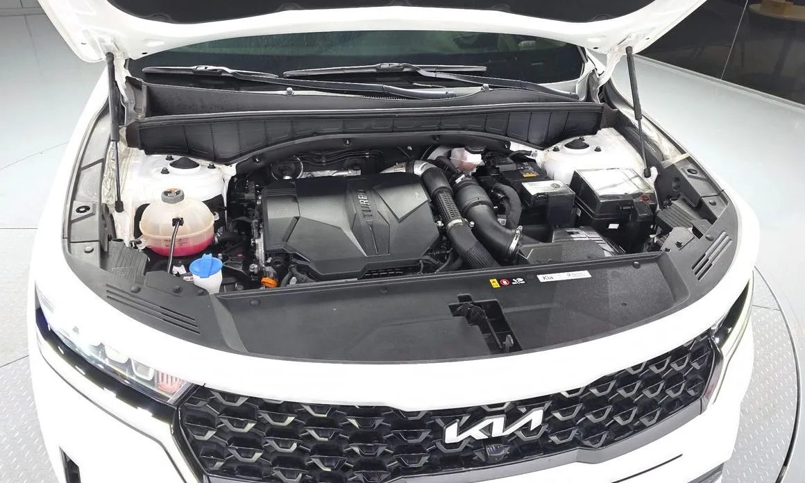 Kia Sorento — фото 10