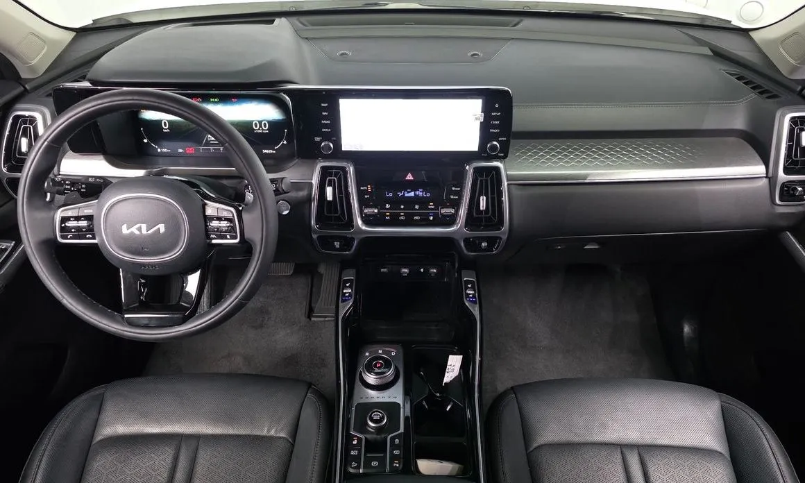 Kia Sorento — фото 8