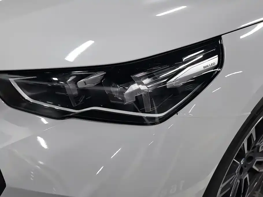 BMW 5 Series — фото 10
