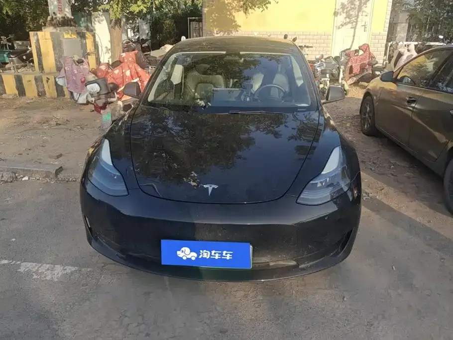 Tesla Model 3 — фото 10