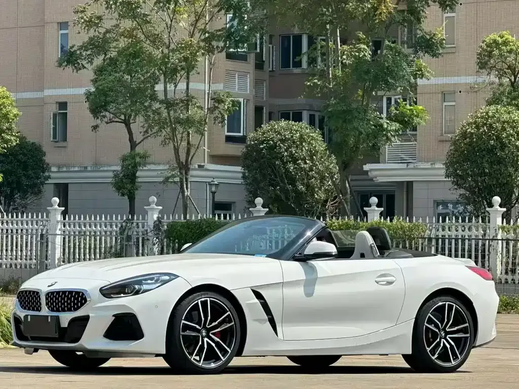 BMW Z4 — фото 1