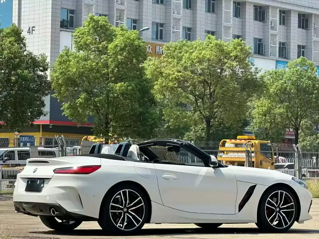 BMW Z4 — фото 5