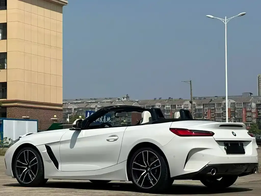 BMW Z4 — фото 3