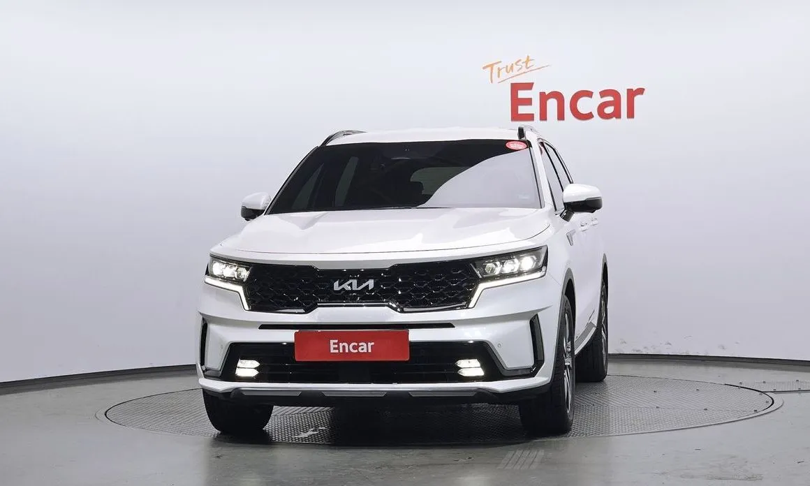 Kia Sorento — фото 7
