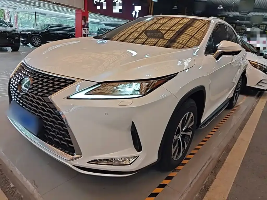 Lexus RX — фото 4