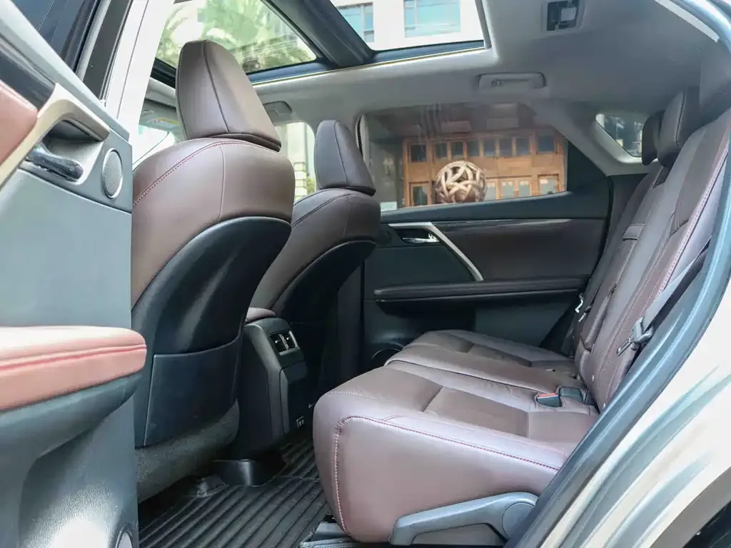Lexus RX — фото 10