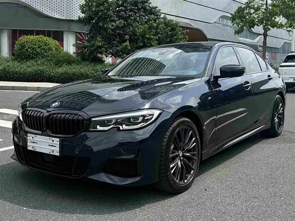 BMW 3 Series — фото 1