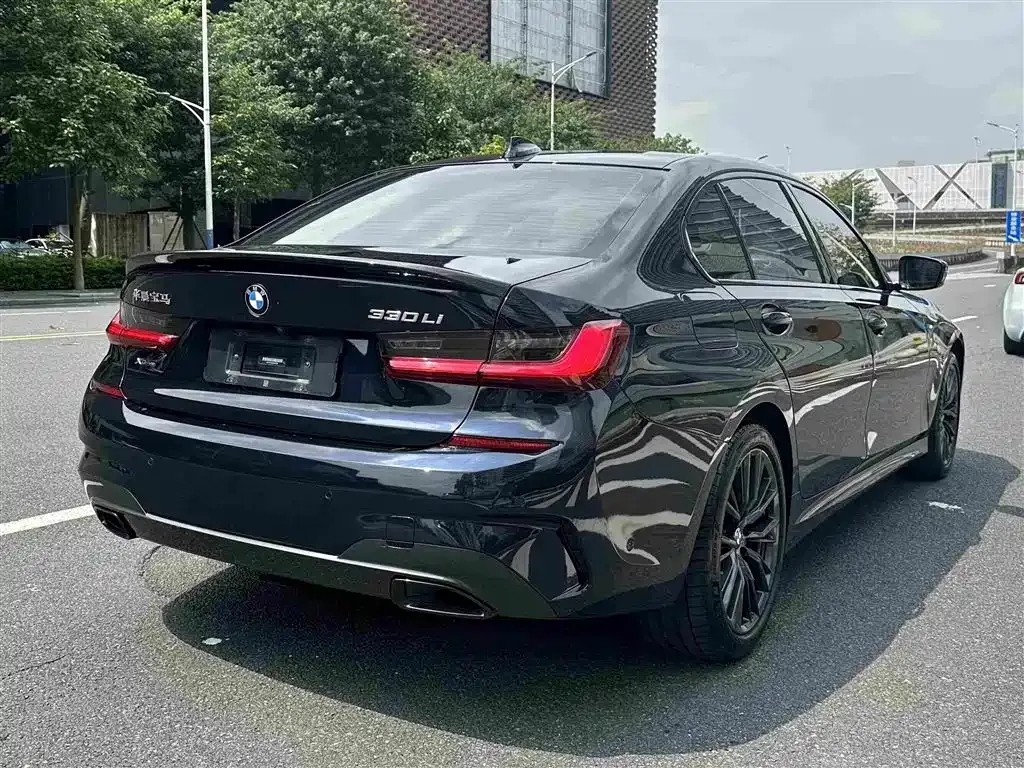 BMW 3 Series — фото 10