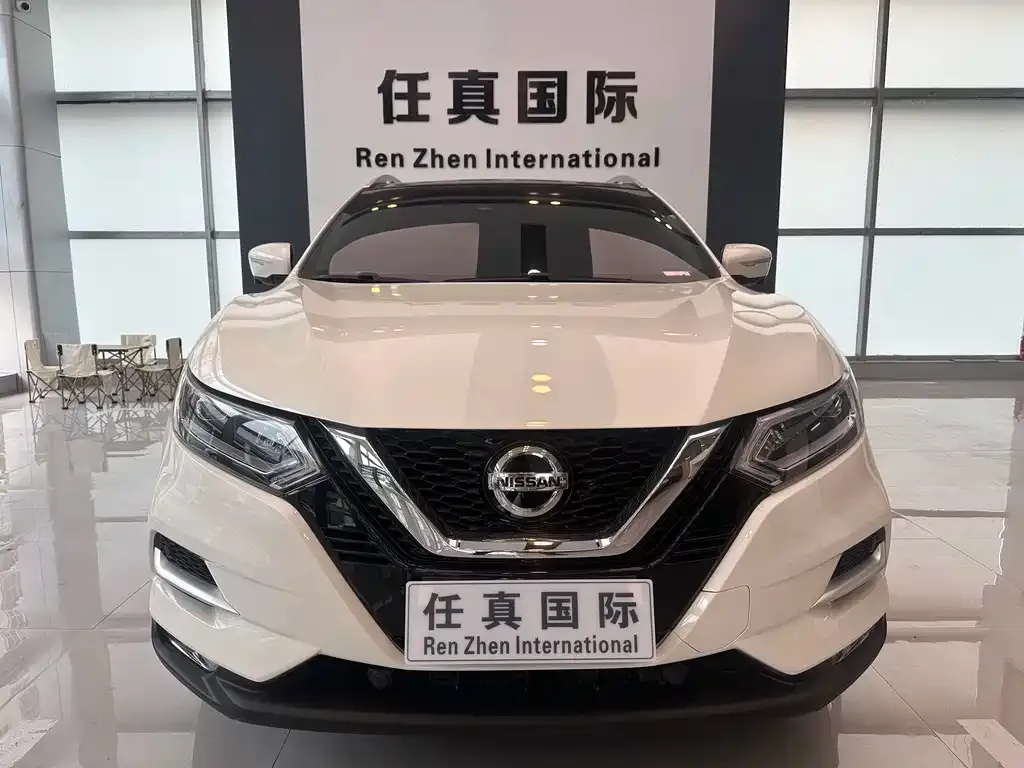 Nissan Qashqai — фото 2