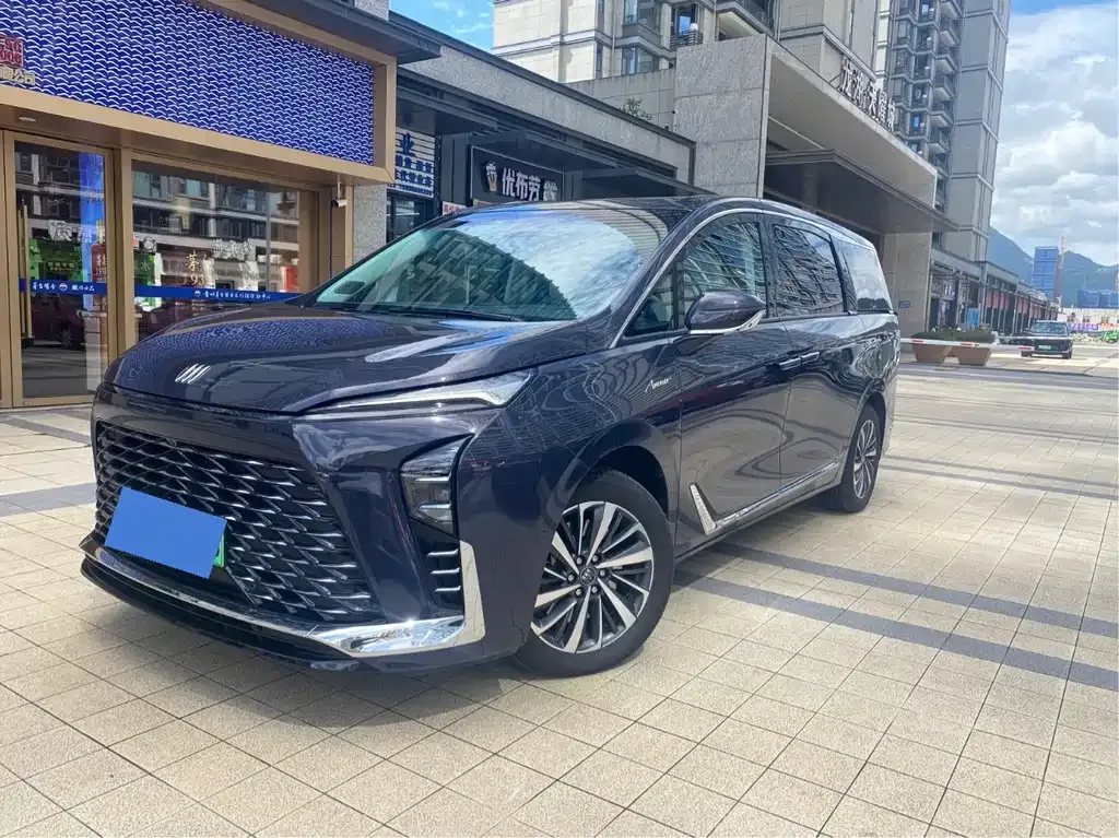 Buick GL8 Hybrid — фото 1