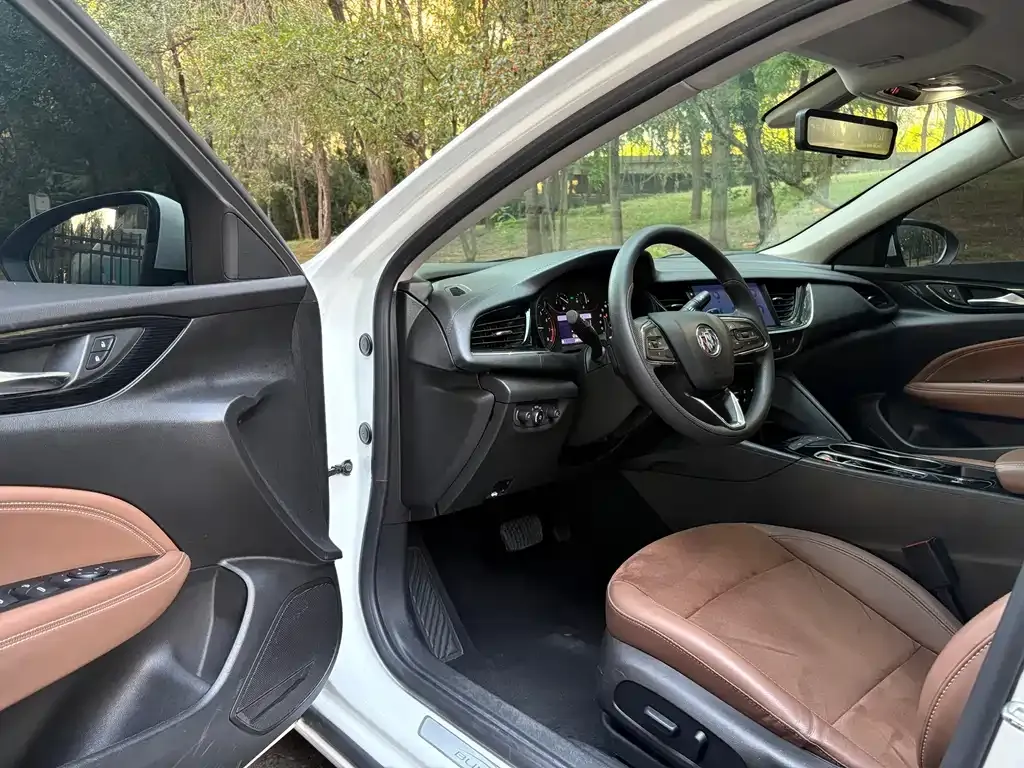 Buick Regal — фото 8