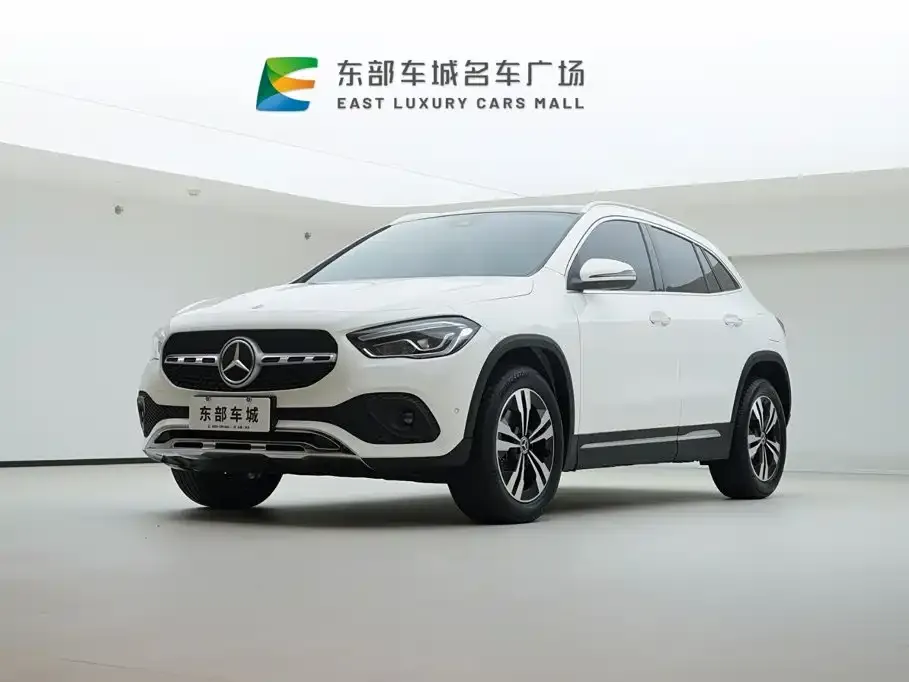 Mercedes-Benz GLA — фото 1