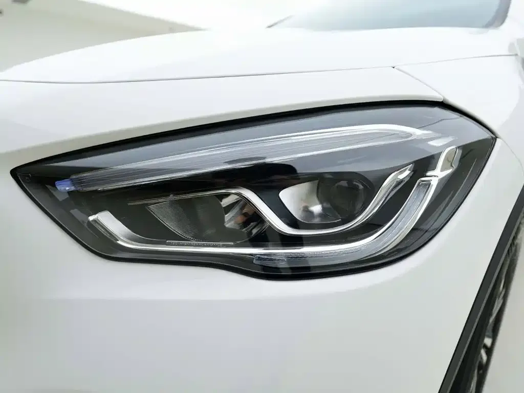 Mercedes-Benz GLA — фото 7