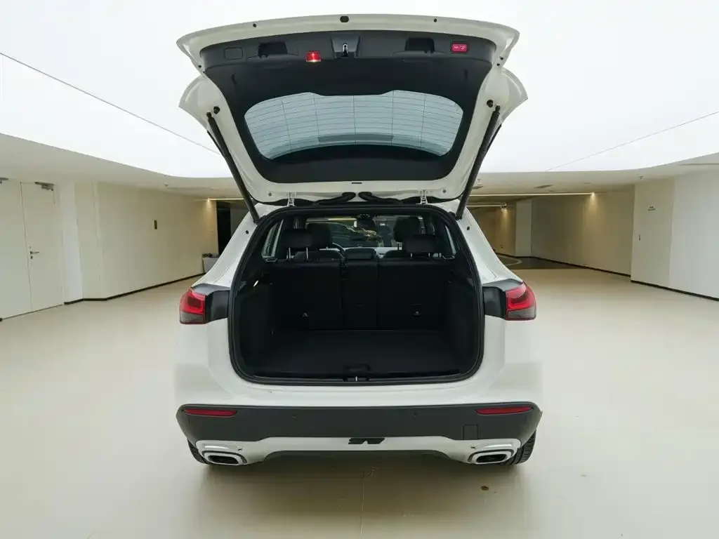 Mercedes-Benz GLA — фото 10