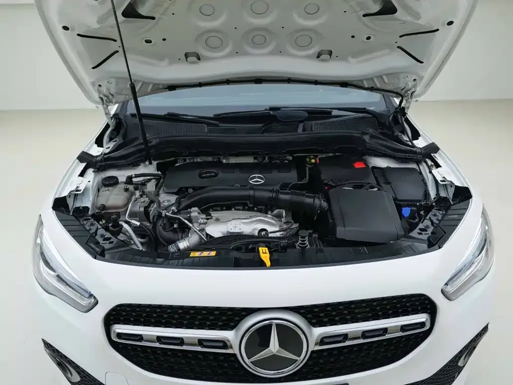 Mercedes-Benz GLA — фото 9