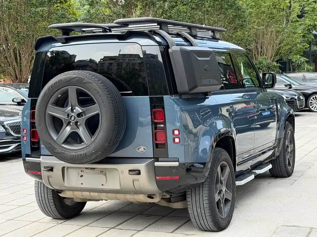 Land Rover Defender — фото 9