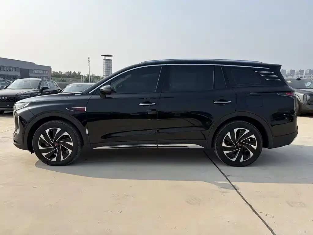 Hongqi HS7 PHEV — фото 2