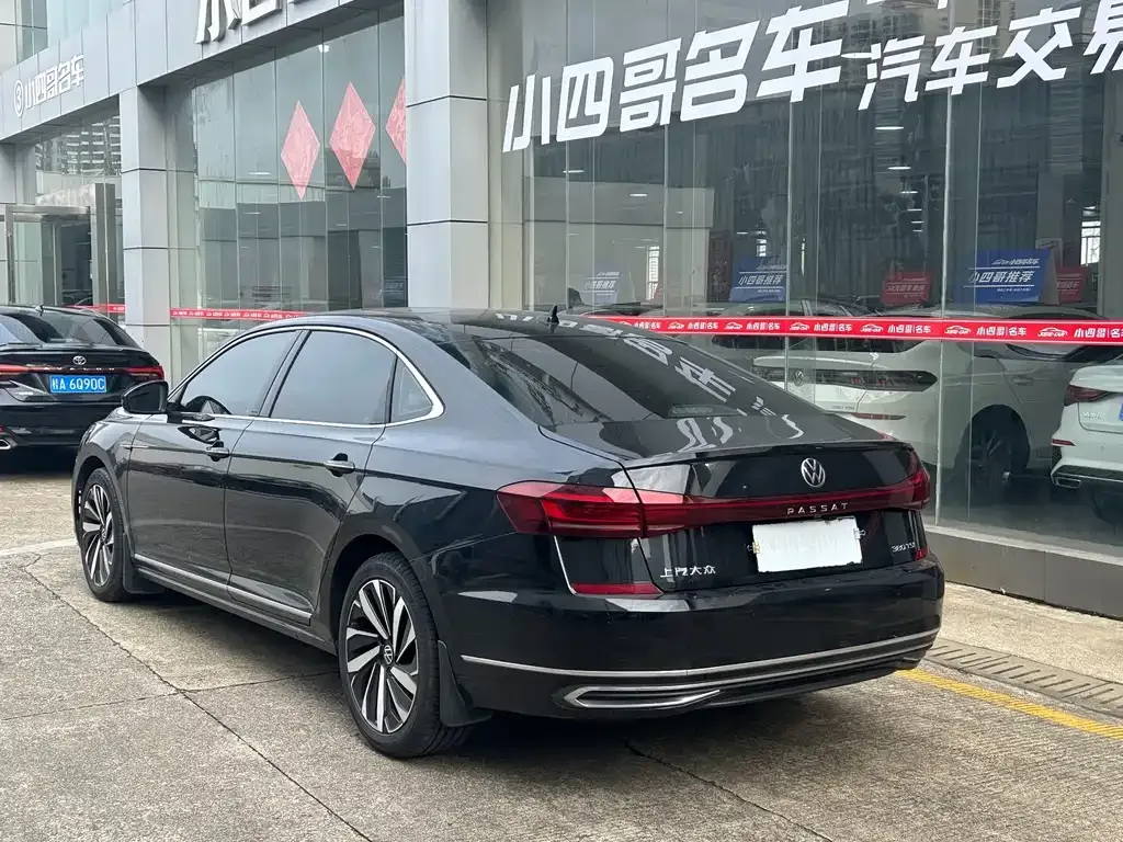 Volkswagen Passat — фото 9