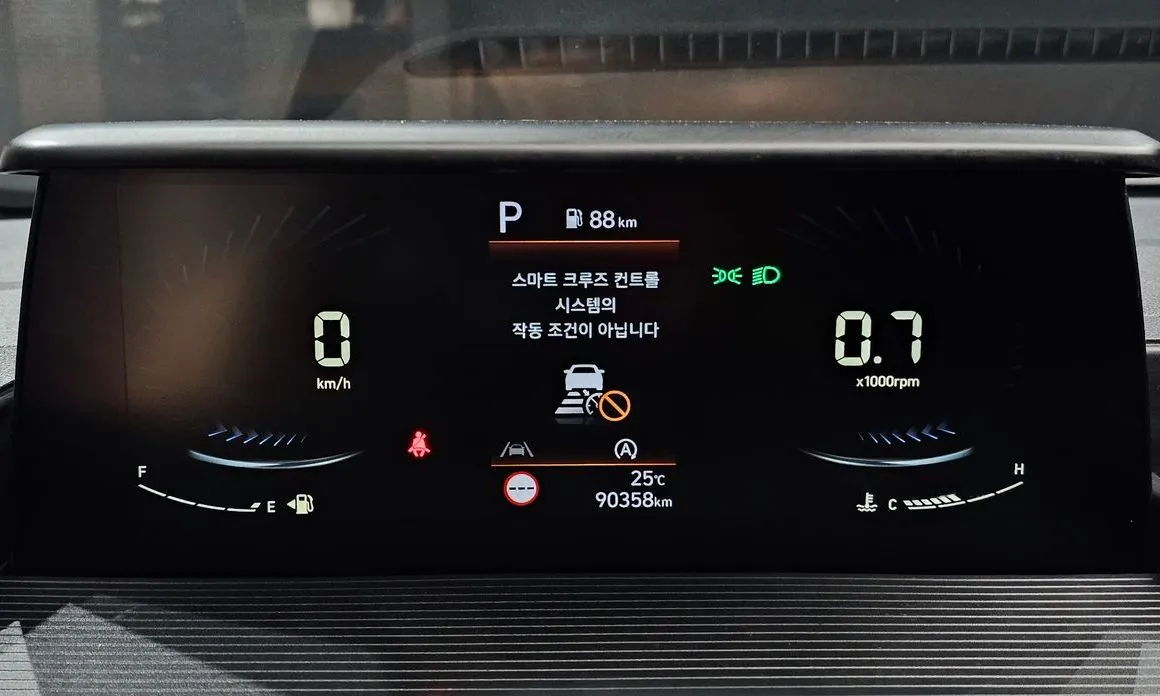 Hyundai Staria — фото 3