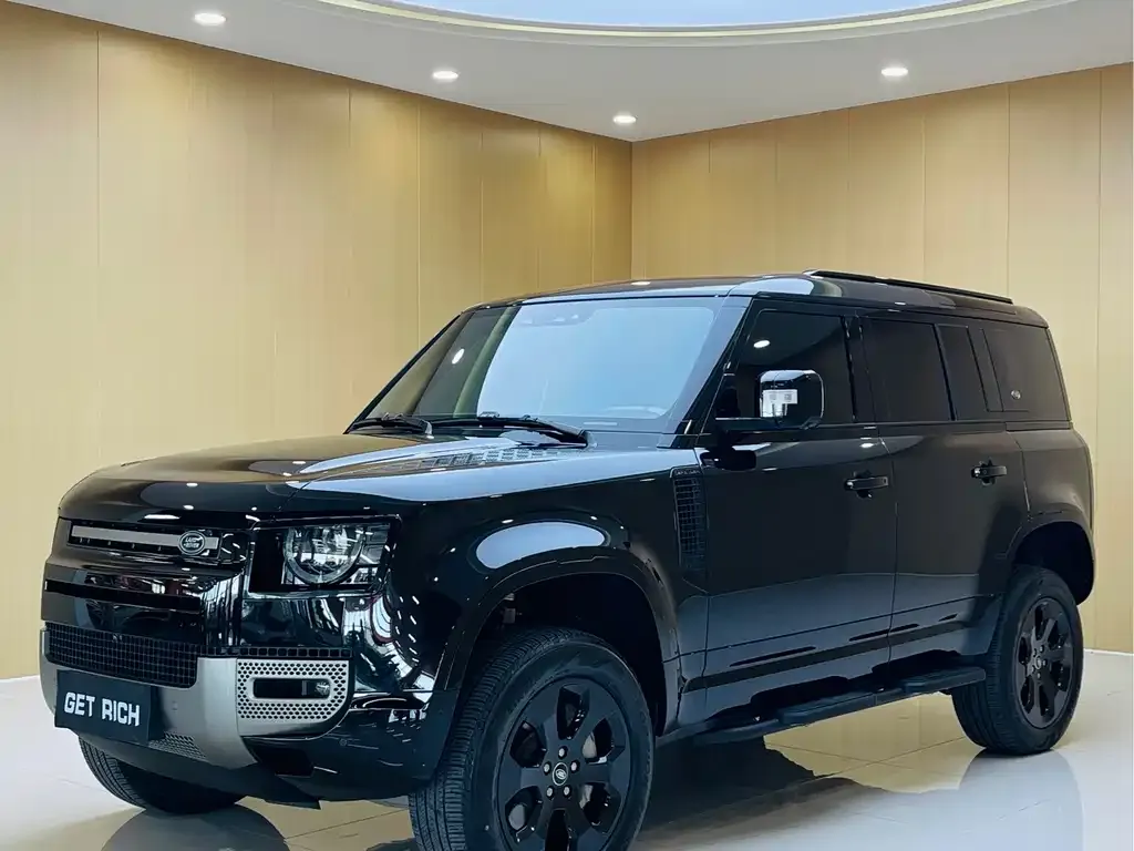 Land Rover Defender — фото 1