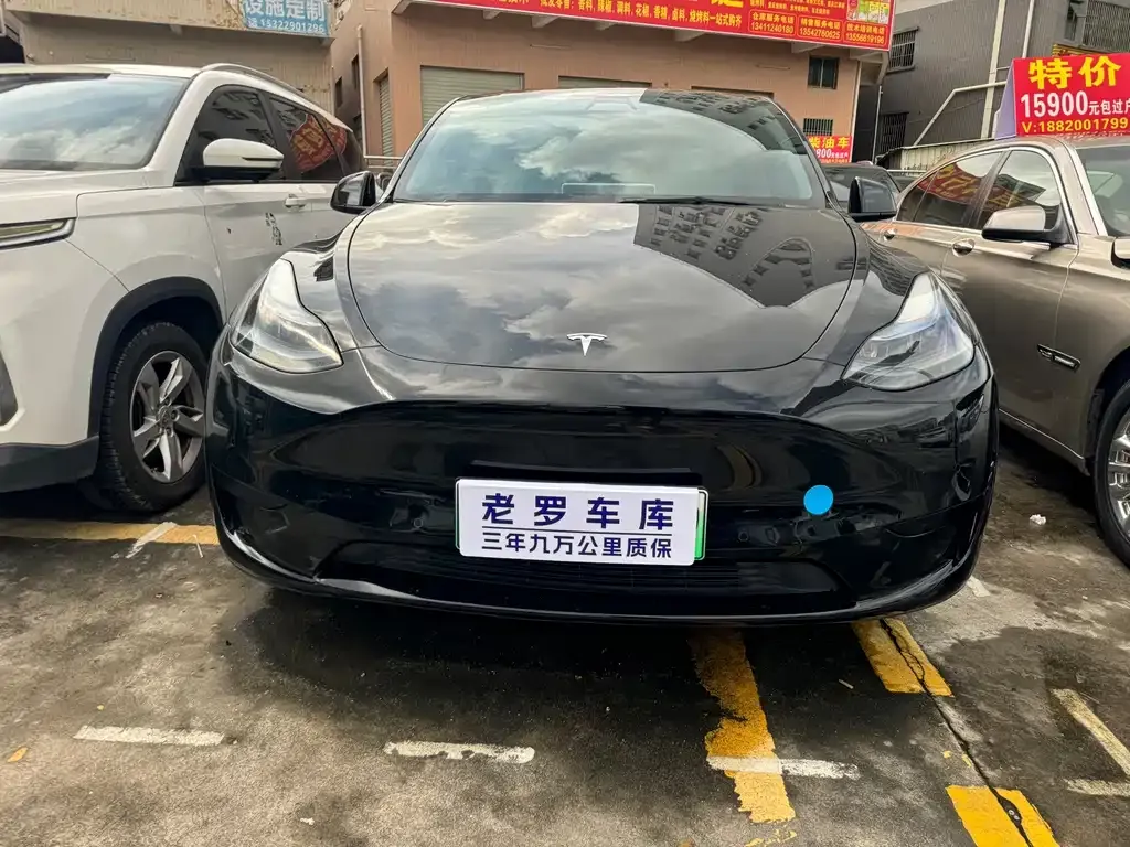 Tesla Model Y — фото 4