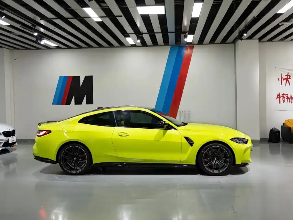 BMW M4 — фото 9