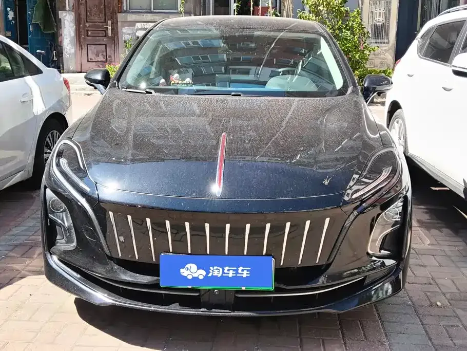 Hongqi E-QM5 — фото 8