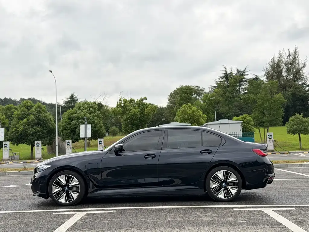 BMW i3 — фото 6