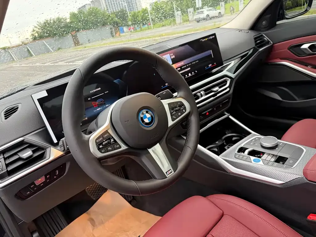 BMW i3 — фото 8