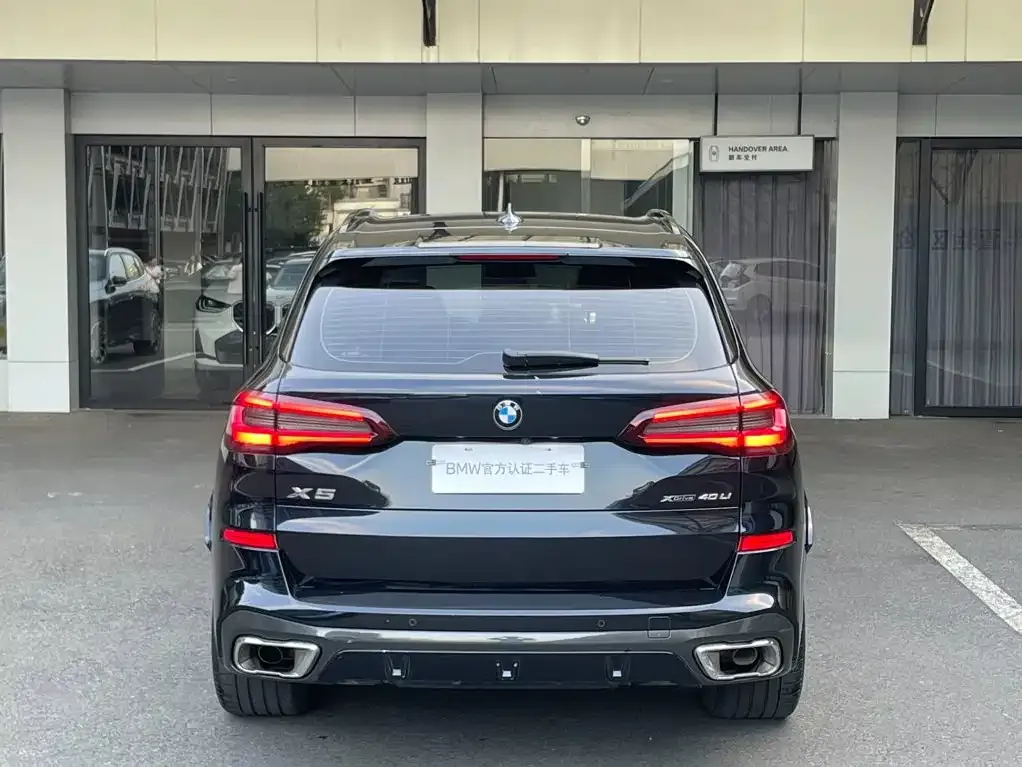 BMW X5 — фото 10